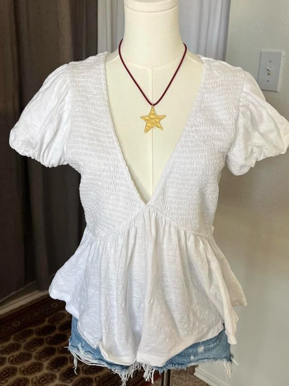 FREE PEOPLE white Charlotte Top 🤍